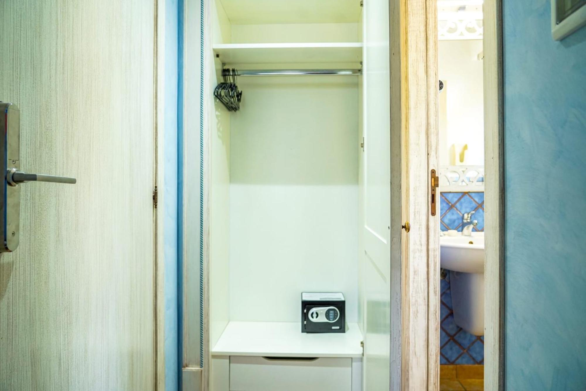 Motel - Hotel Nautico ปอซซัลโล ภายนอก รูปภาพ